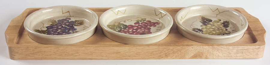 Cabernet (Semi Scallop, Rippled) Sauce Dish Set W/Wood Tray by Tabletops Unlimited-1