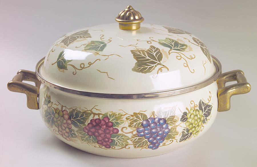 Cabernet (Semi Scallop, Rippled) 4 Quart Metal Covered Casserole by Tabletops Unlimited-1