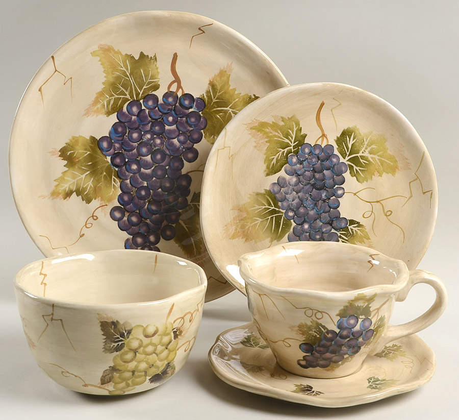 Cabernet (Semi Scallop, Rippled) 5 Piece Place Setting by Tabletops Unlimited-1