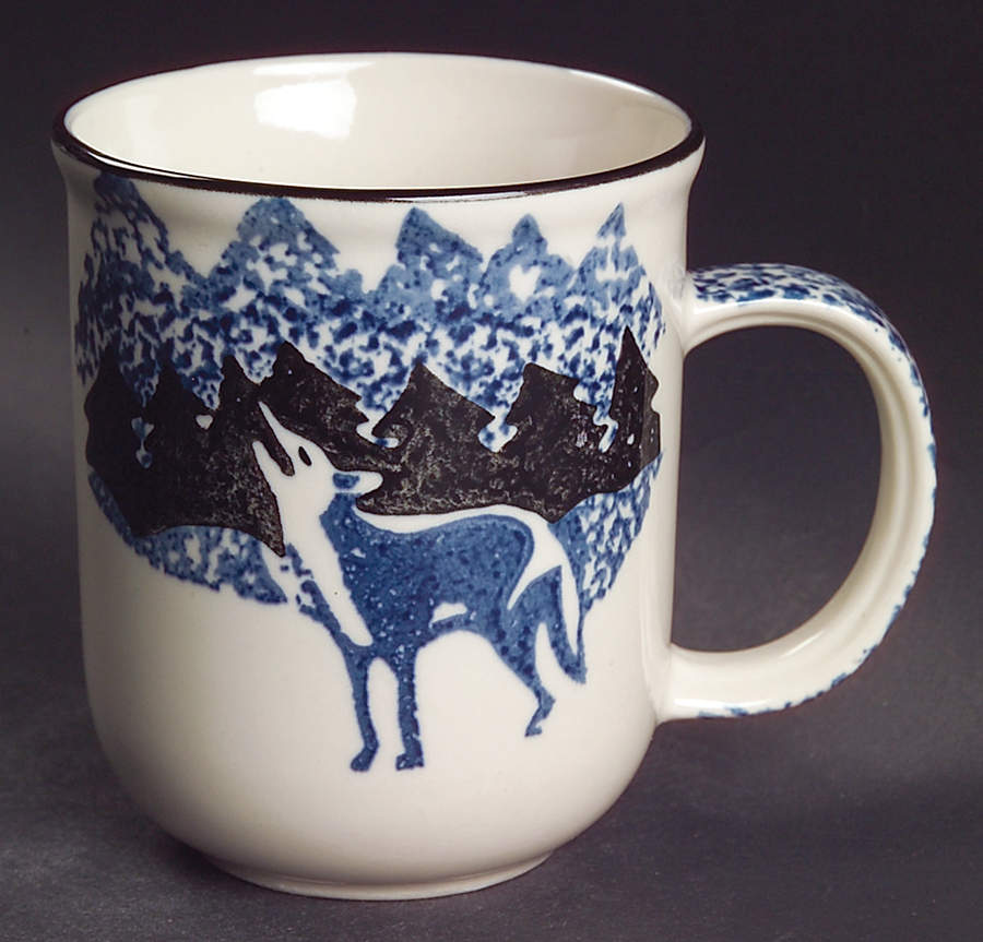 Wolf Mug by Tienshan-1