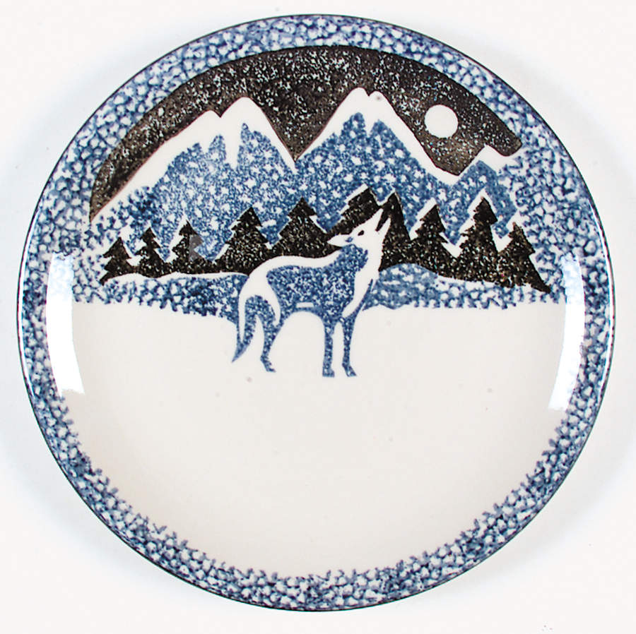 Wolf Dinner Plate by Tienshan-1