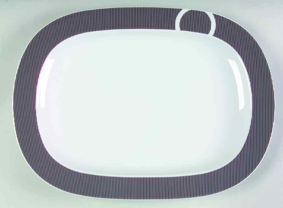 Vario Black (Circles) 13" Oval Serving Platter by Thomas-1