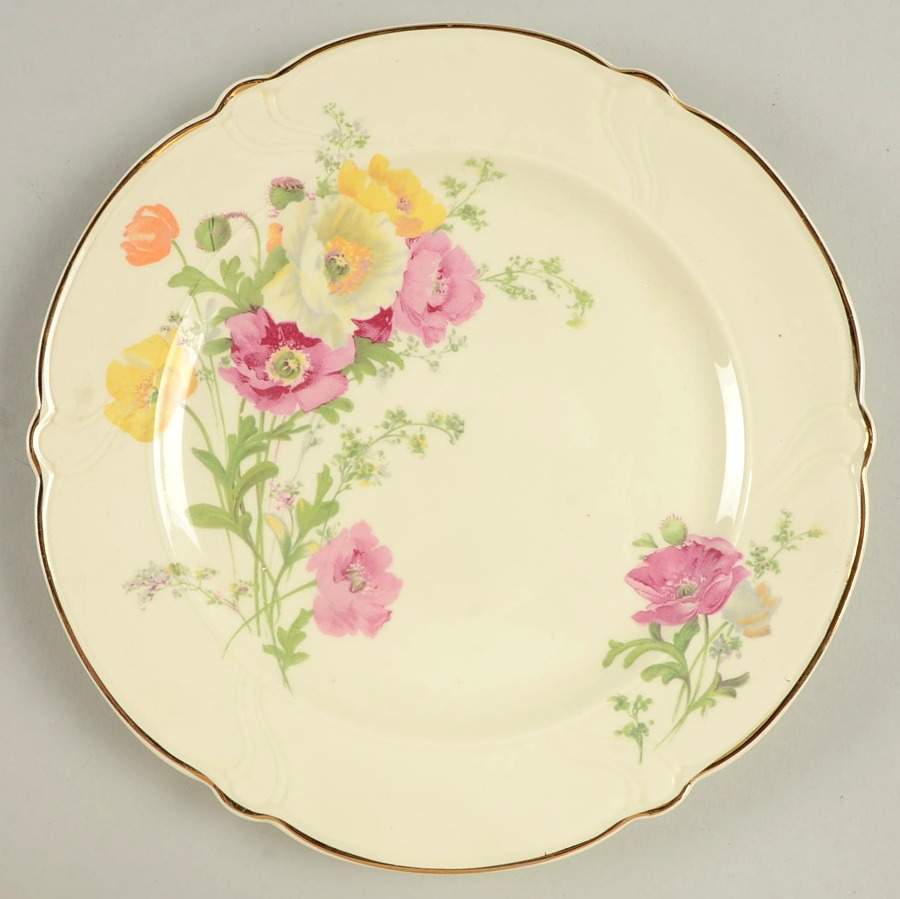 1629 Luncheon Plate by Taylor, Smith & Taylor (Ts&T)-1