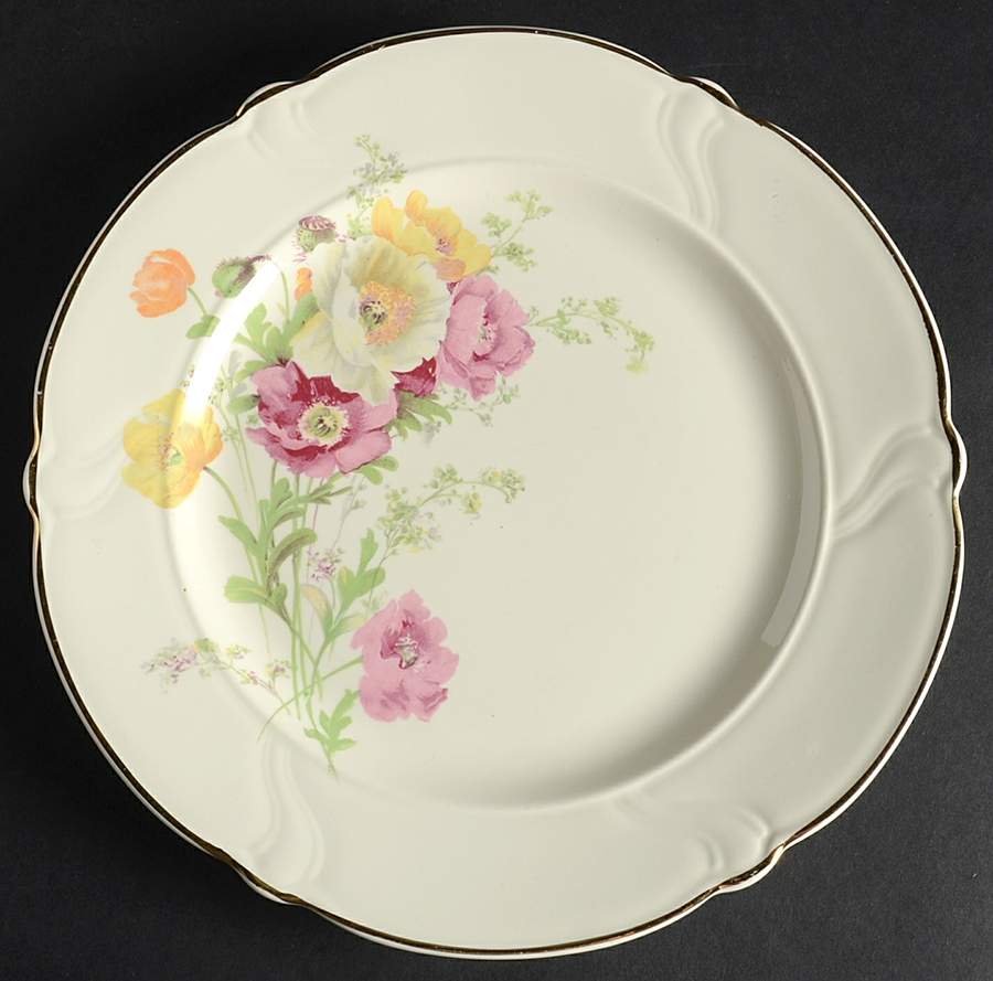 1629 Luncheon Plate by Taylor, Smith & Taylor (Ts&T)-1