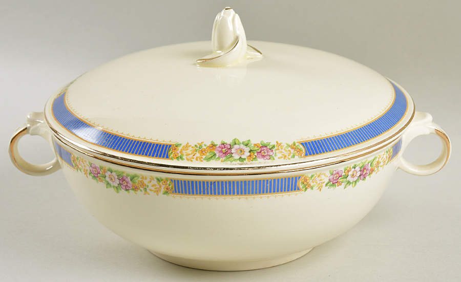 TST497 Round Covered Vegetable by Taylor, Smith & Taylor (Ts&T)-1