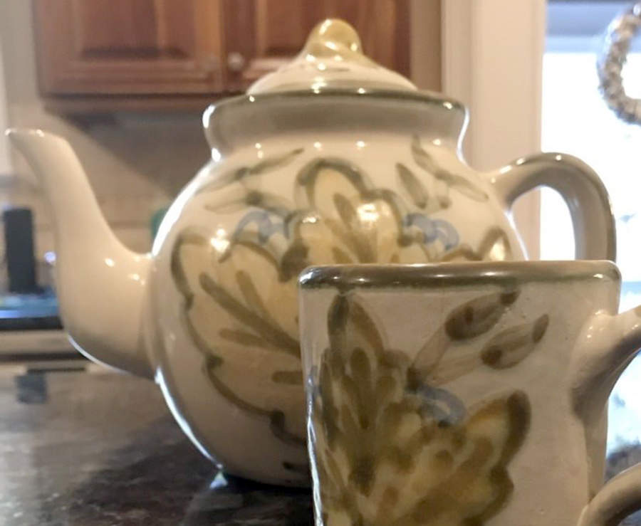 TAY7 Teapot & Lid by John B Taylor-1
