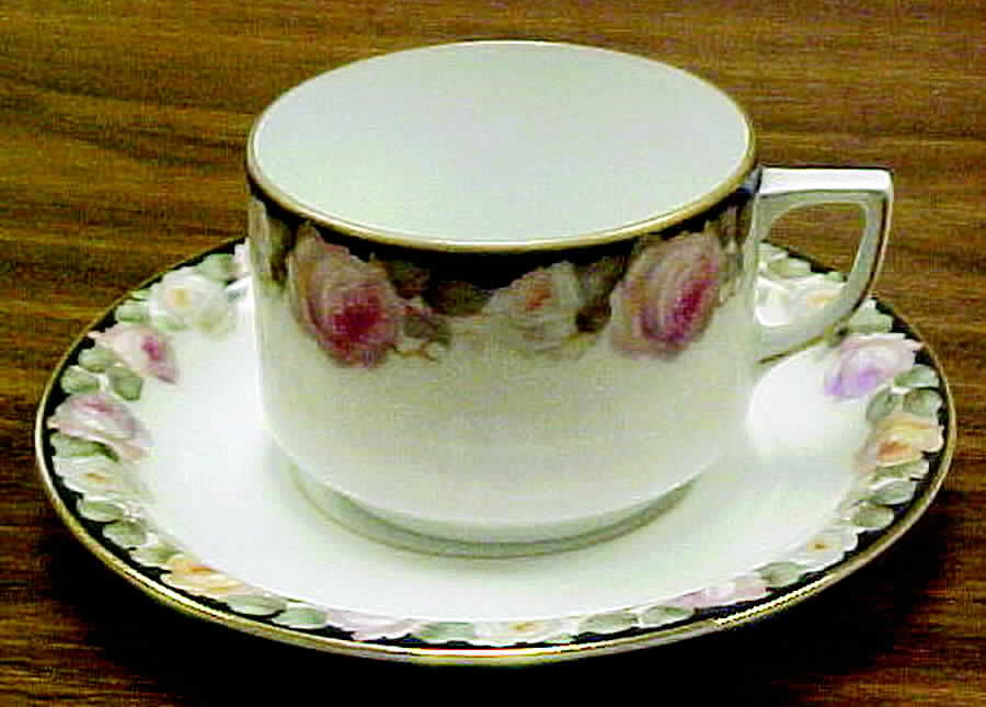 THO237 Flat Cup & Saucer Set by Thomas-1