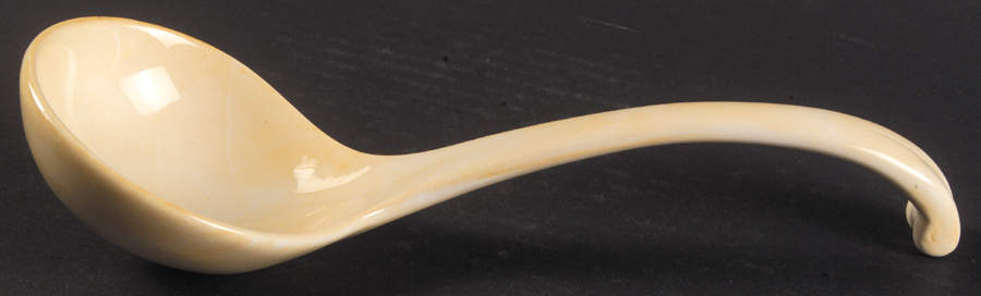 Deruta Tureen Ladle by Tabletops Unlimited-1