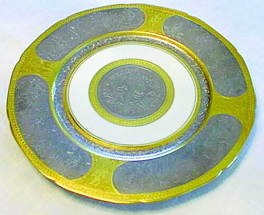 THU231 Service Plate (Charger) by Thun-1