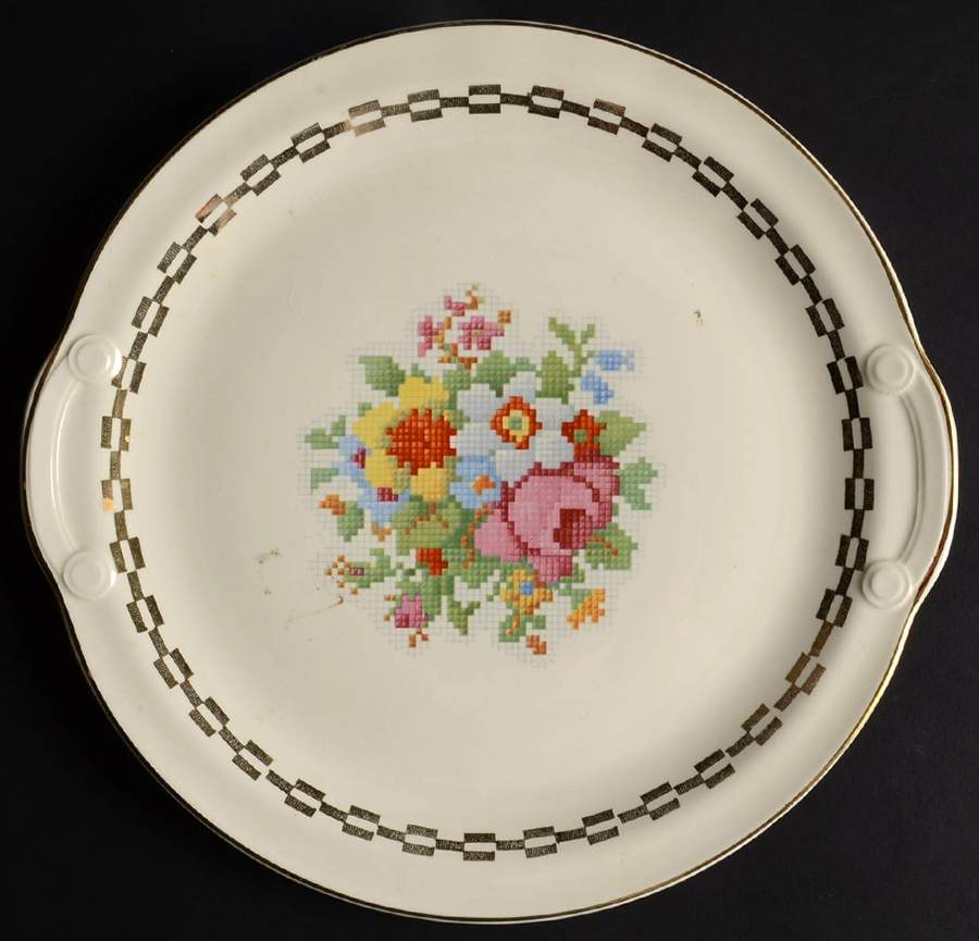 Lace Petite Laurel (Gold Trim) Cake Plate by Taylor, Smith & Taylor (Ts&T)-1