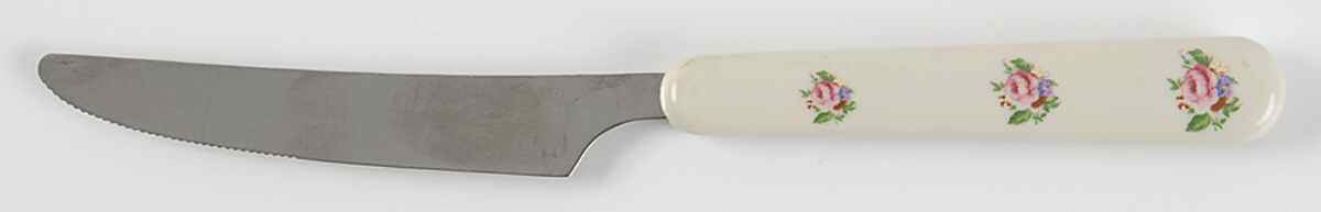 Victoria White Small Dinner Knife by Tabletops Unlimited-1