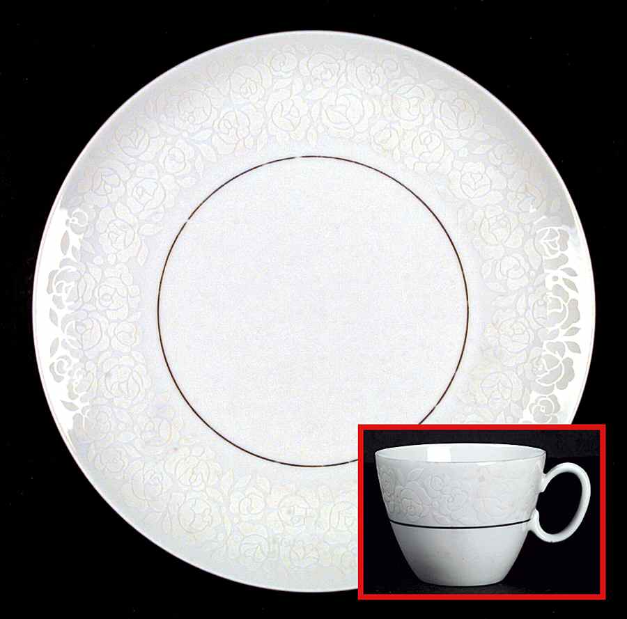 Alencon Dinner Plate by Thomas-1