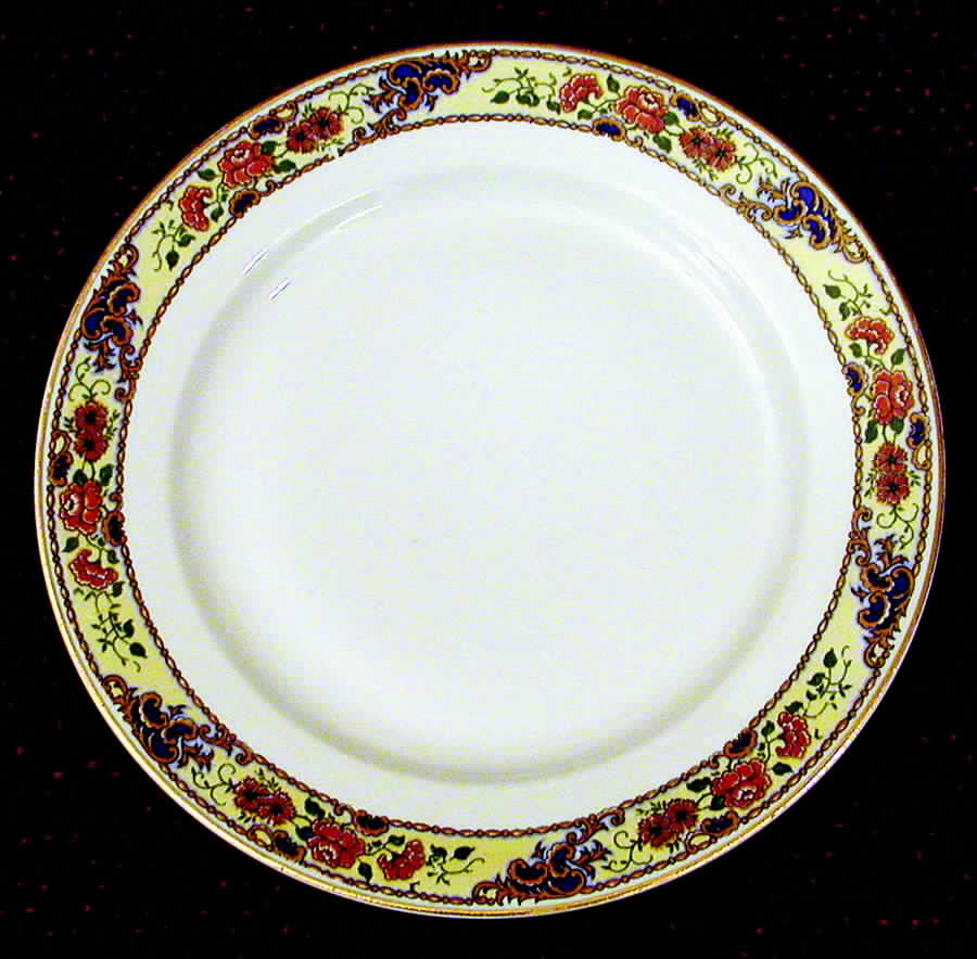 TRV341 Dinner Plate by Tressemanes & Vogt-1
