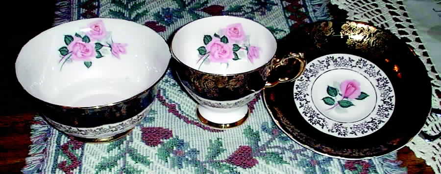 TUS75 Footed Cup & Saucer Set by Tuscan - Royal Tuscan-1