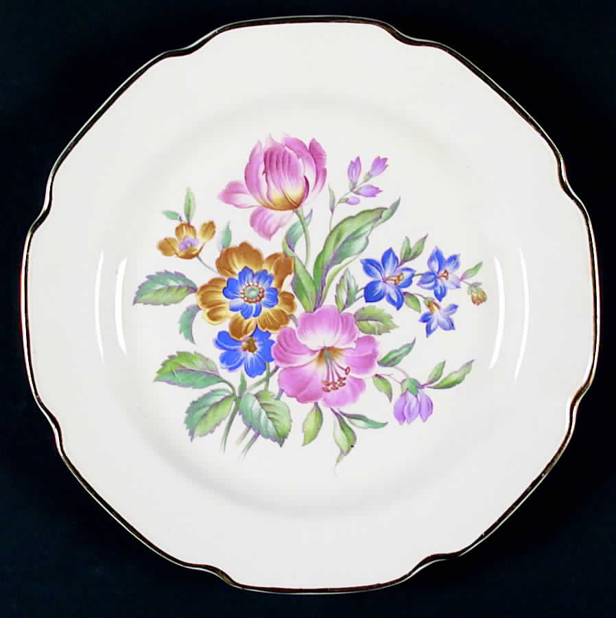 TST543 Luncheon Plate by Taylor, Smith & Taylor (Ts&T)-1
