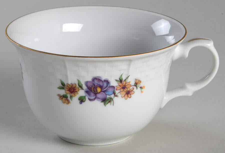 Bouquet Flat Cup by Thun-1