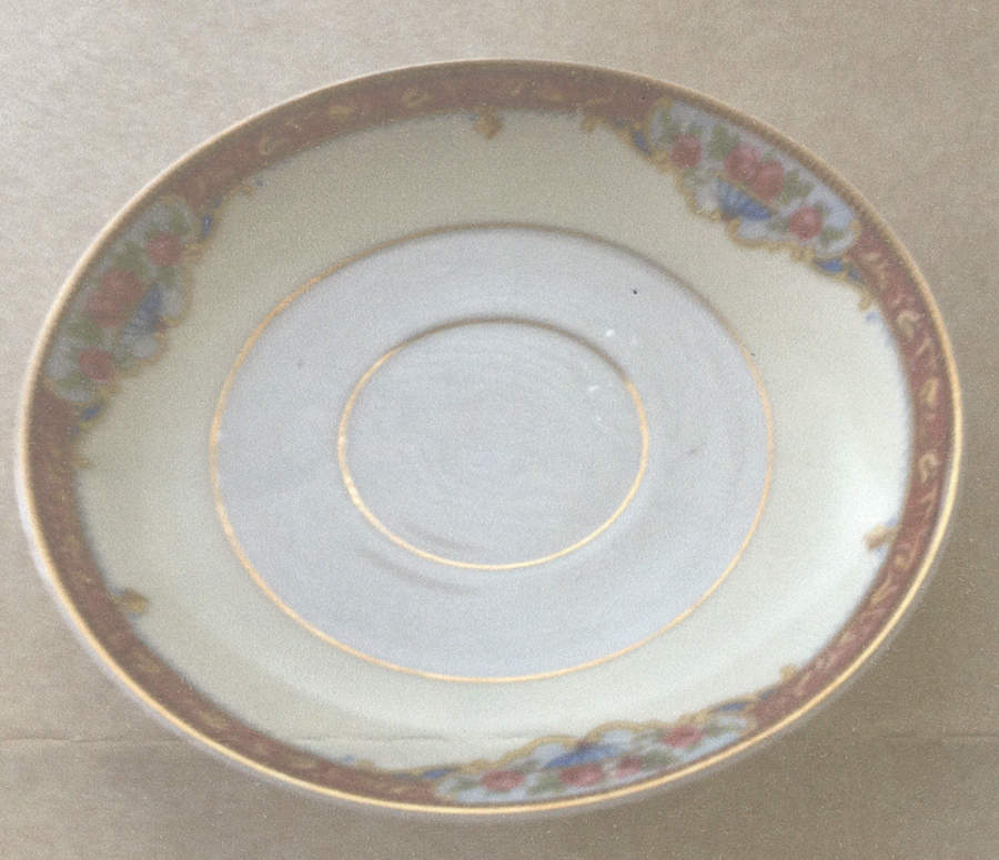 THU244 Saucer by Thun-1