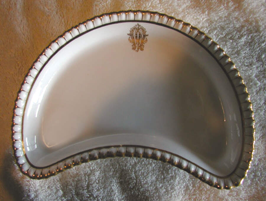 5711 Crescent Salad Plate by Thomas Goode-1