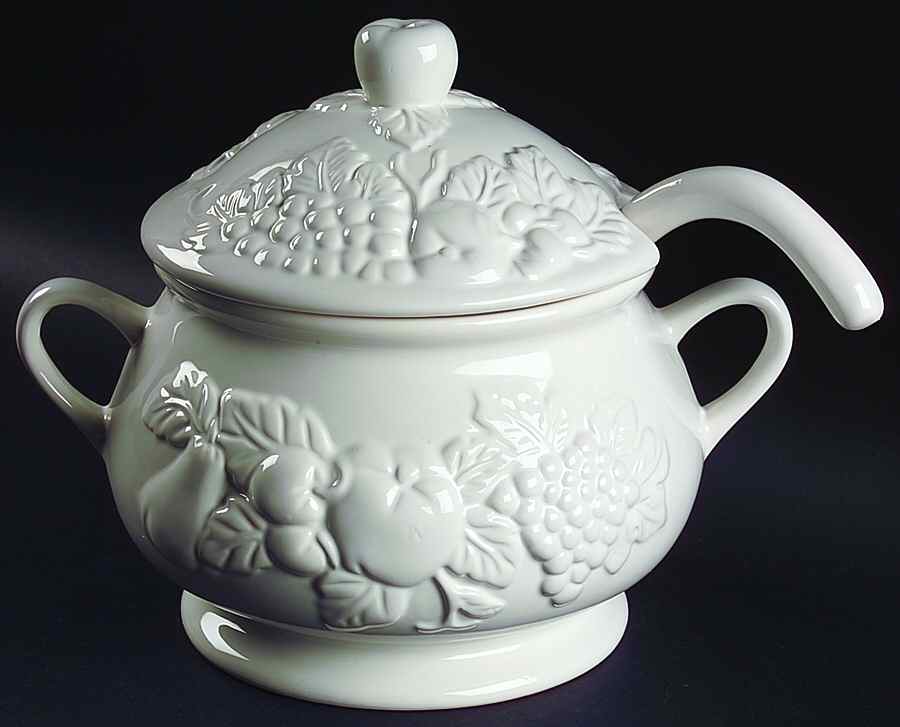 Nature Tureen & Lid w/Ladle by Tabletops Unlimited-1