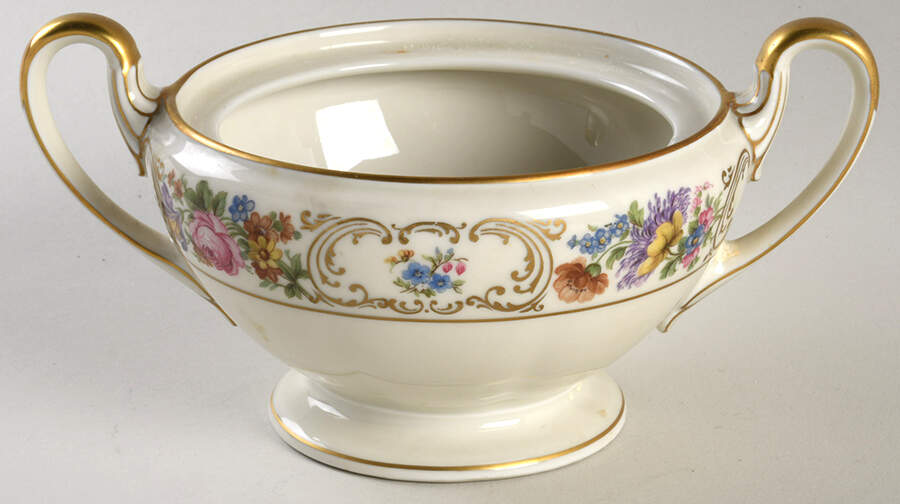 Wettin (Scalloped) Sugar Bowl No Lid by Tirschenreuth-1