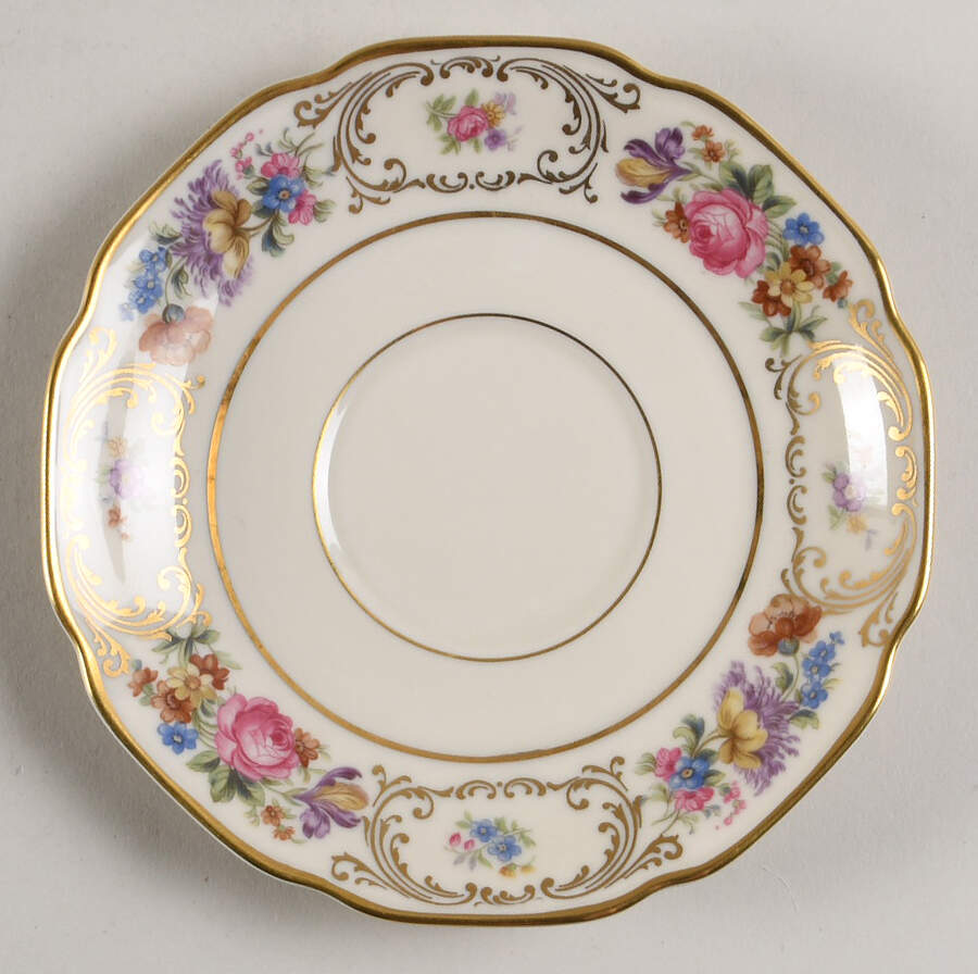 Wettin (Scalloped) Saucer by Tirschenreuth-1