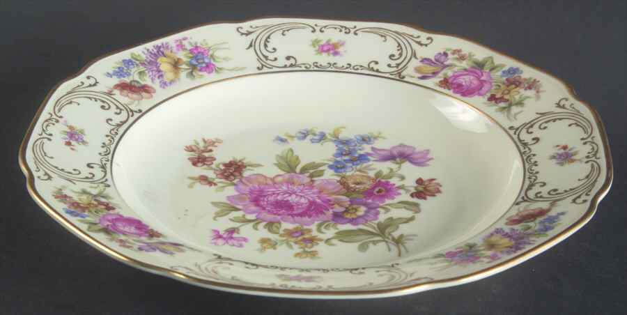 Wettin (Scalloped) Rim Soup Bowl by Tirschenreuth-1