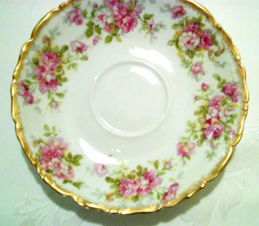 TRV360 Saucer by Tressemanes & Vogt-1