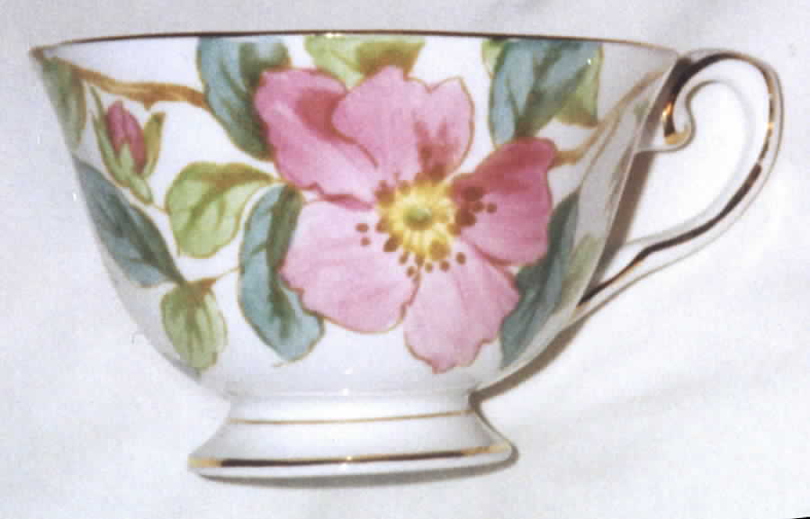 British Columbia Dogwood Footed Cup by Tuscan - Royal Tuscan-1
