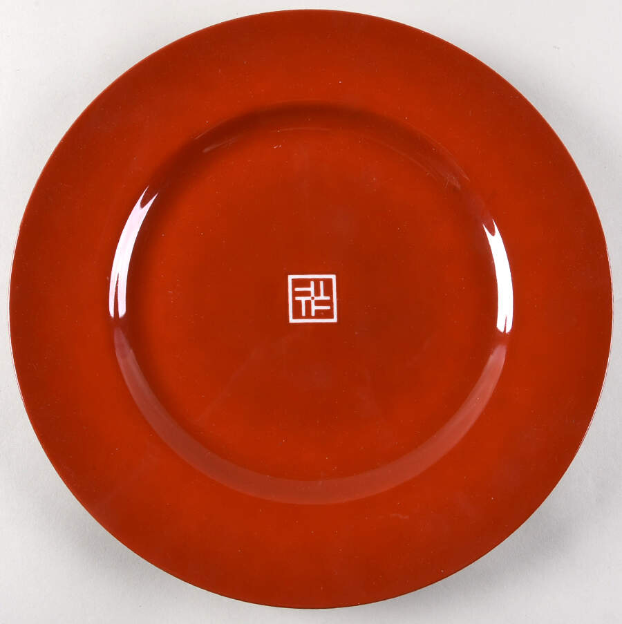 TTU4 Red Service Plate (Charger) by Taitu-1