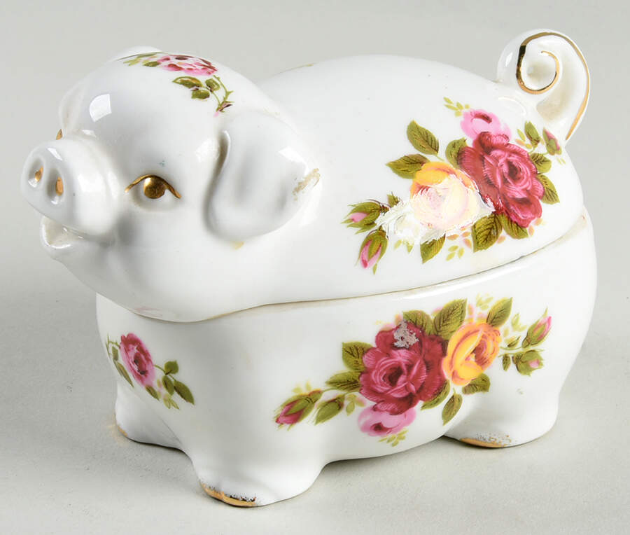 Cottage Rose Pig Box & Lid by Taiwan-1