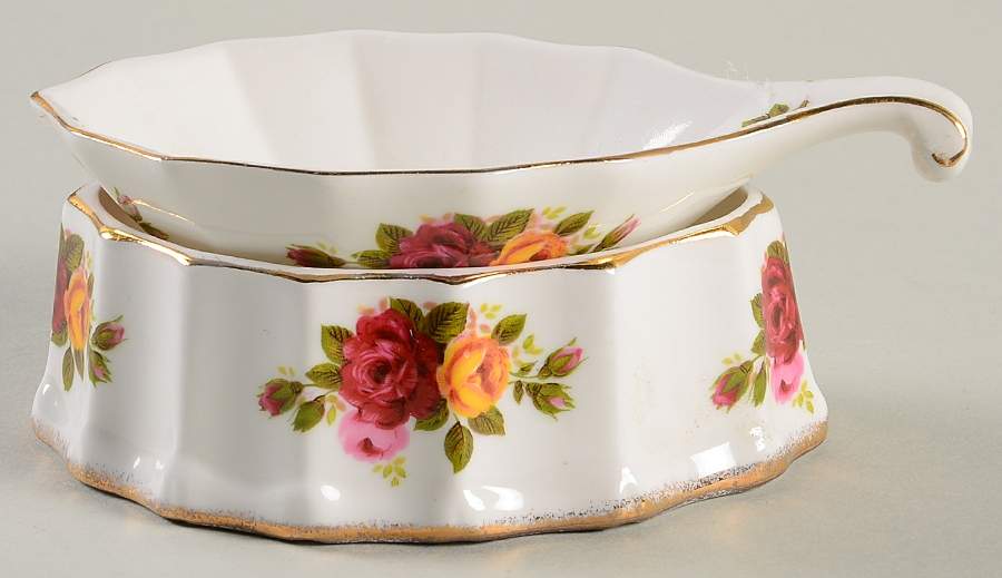 Cottage Rose Tea Strainer & Bowl by Taiwan-1