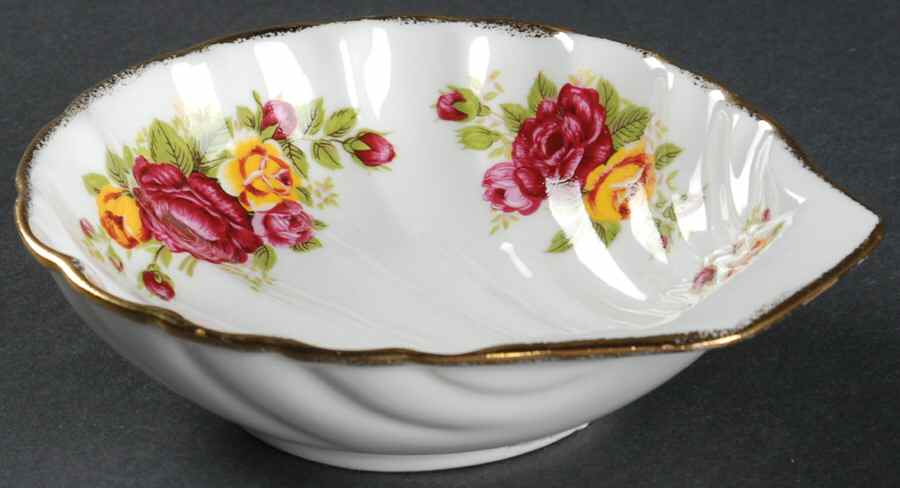 Cottage Rose 5" Shell Shaped Dish by Taiwan-1
