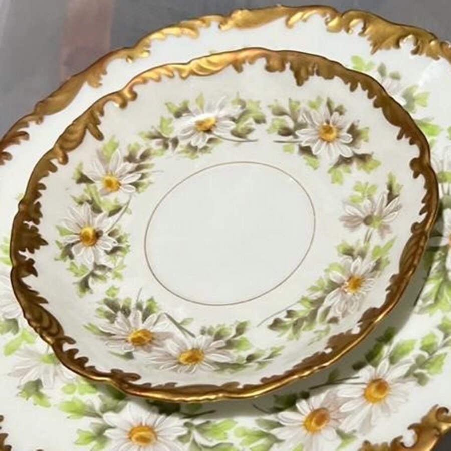TRV372 (Rim) Saucer by Tressemanes & Vogt-1