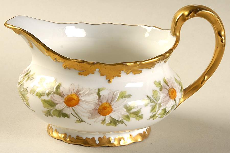 TRV372 (Rim) Creamer by Tressemanes & Vogt-1
