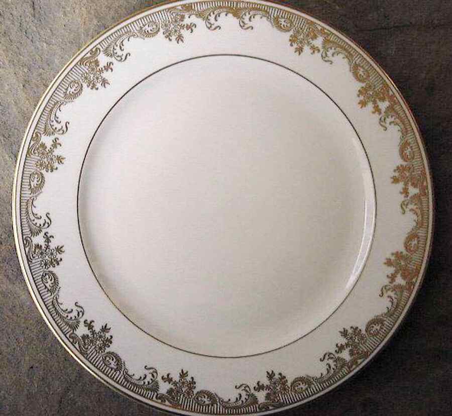 01916 Dinner Plate by Thomas-1
