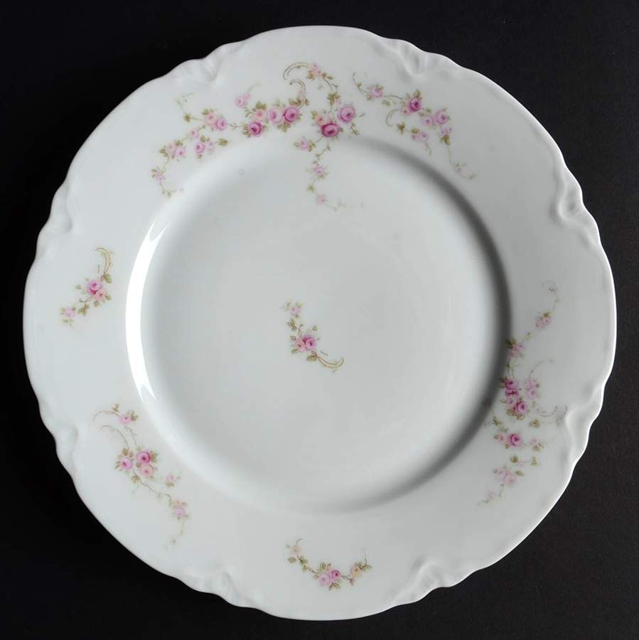 3385 (Scalloped) Luncheon Plate by Thomas-1