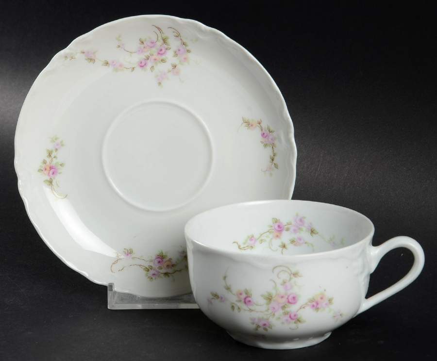 3385 (Scalloped) Flat Cup & Saucer Set by Thomas-1