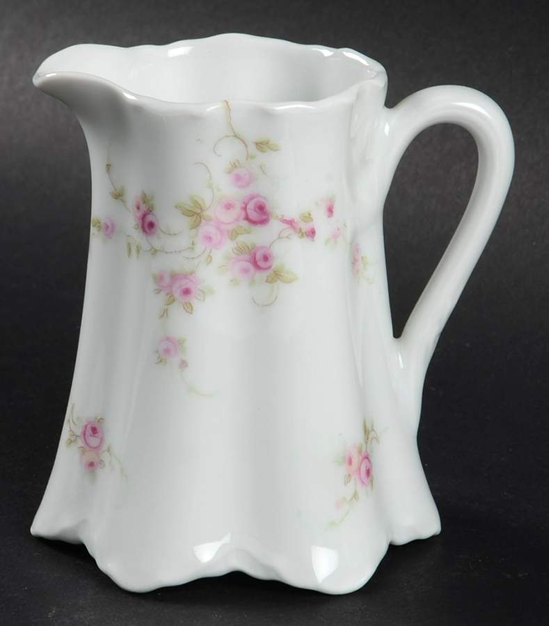 3385 (Scalloped) Creamer by Thomas-1