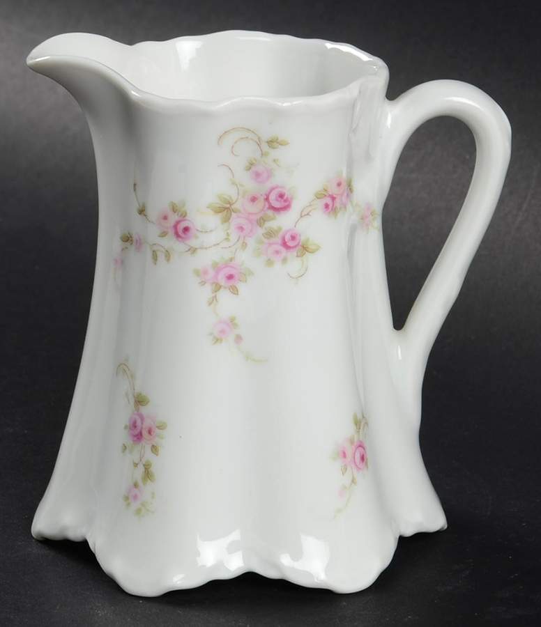 3385 (Scalloped) Creamer by Thomas-1