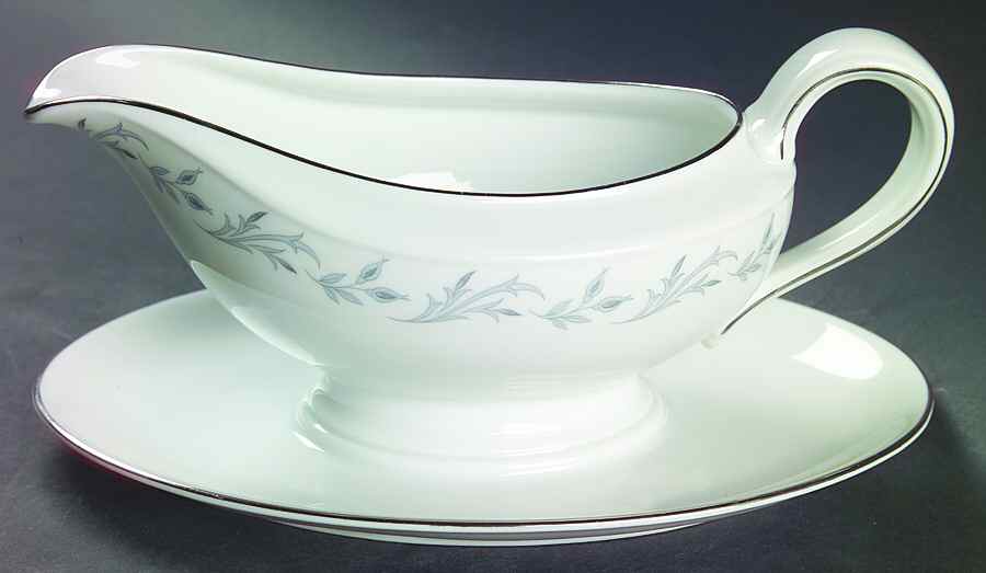 Tenderly Gravy Boat with Attached Underplate by Treasure Chest-1