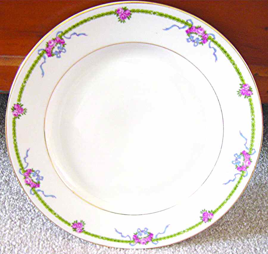 TRV398 Salad Plate by Tressemanes & Vogt-1