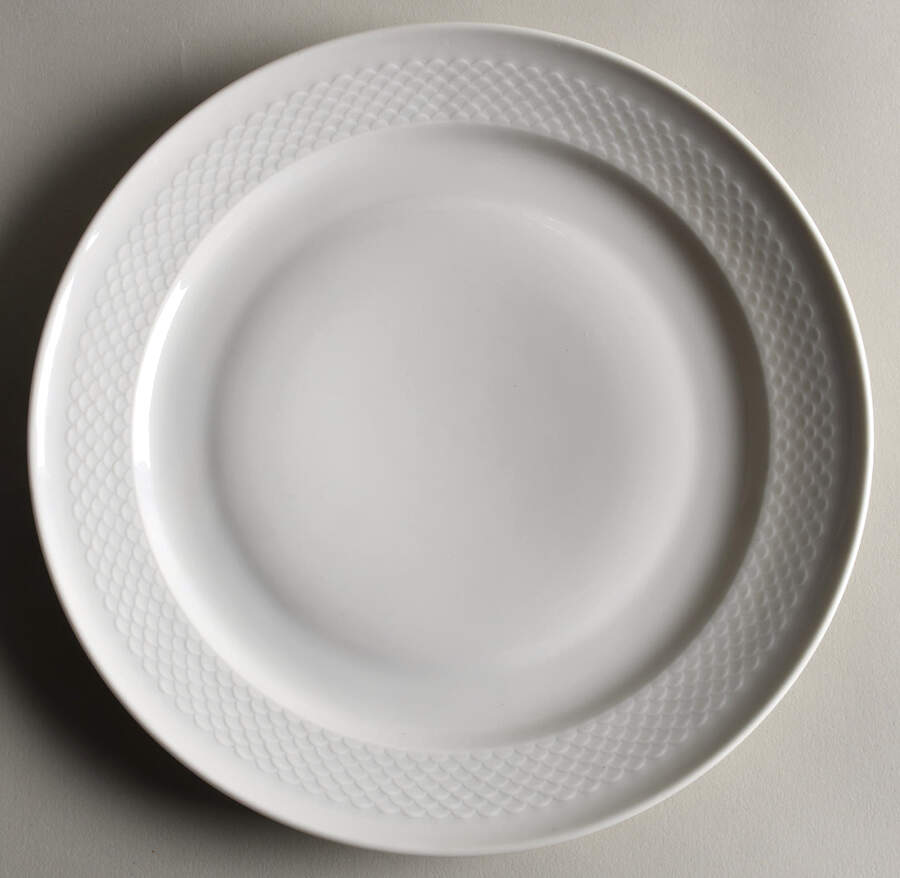 Ariadne Dinner Plate by Thomas-1