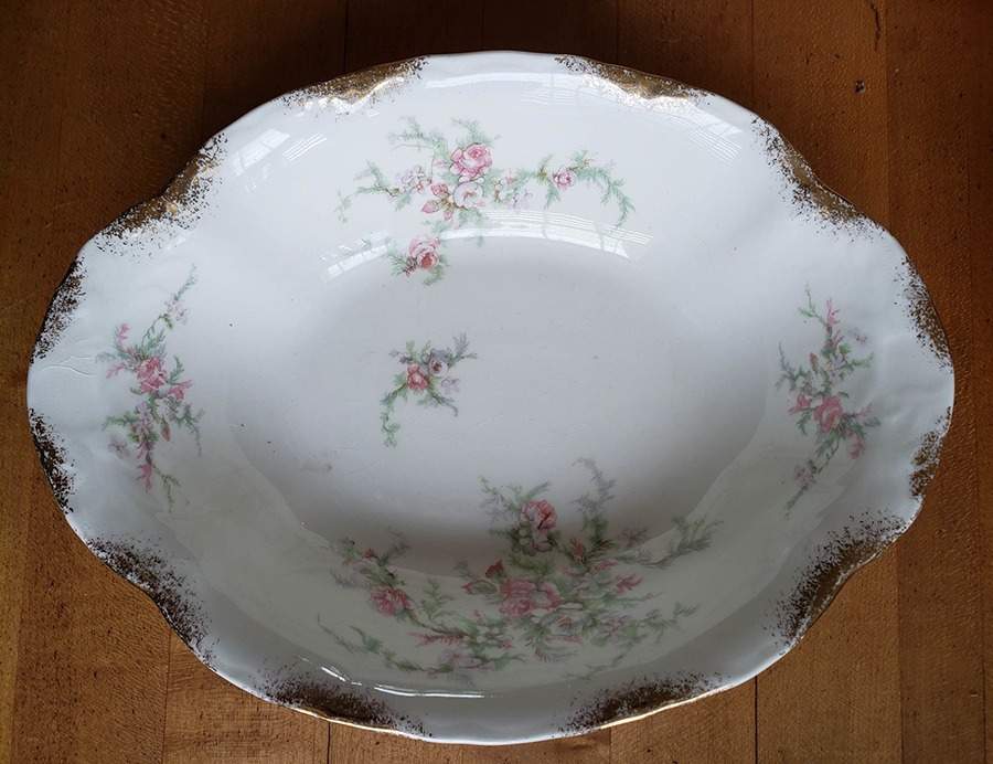 TST611 9" Oval Vegetable Bowl by Taylor, Smith & Taylor (Ts&T)-1