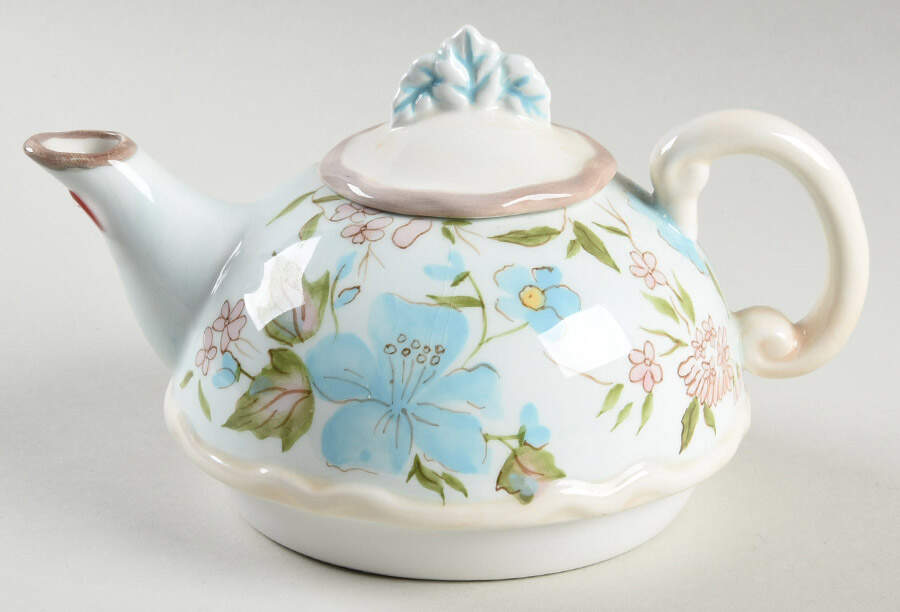 Ophilia Cup for Individual Teapot & Lid with Cup by Tracy Porter-1