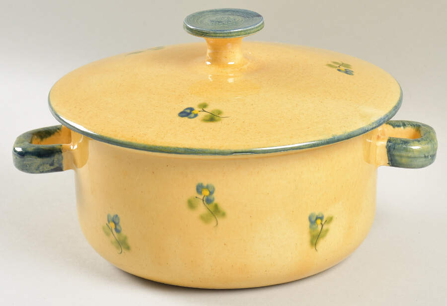 Tpr2 Round Covered Vegetable by Terre e Provence-1