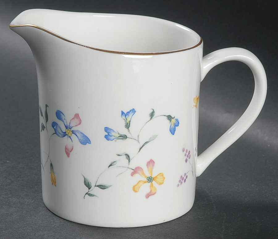 Phlox Creamer by Totally Today-1