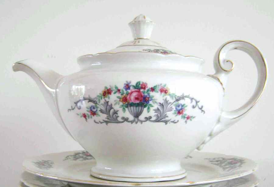Thu282 Teapot & Lid by Thun-1