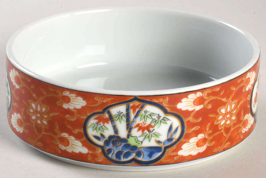 Imari 4" Round Box No Lid by Takahashi-1