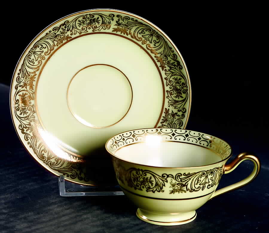 647-Yellow Footed Demitasse Cup & Saucer Set by Tirschenreuth-1