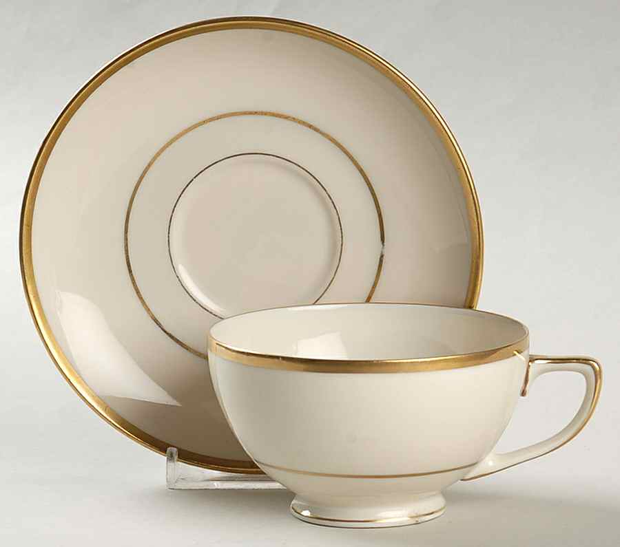 Wilshire Footed Cup & Saucer Set by Thun-1